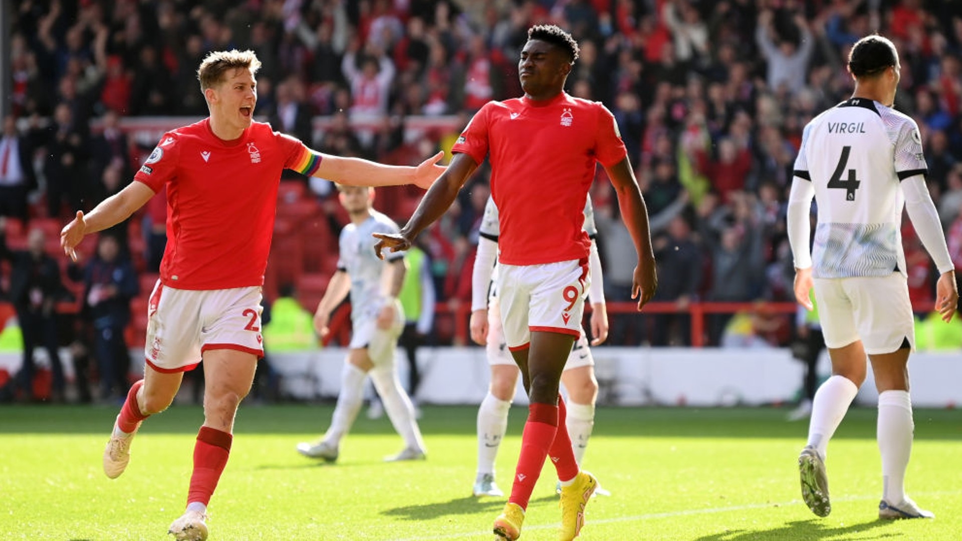 一场比赛中 一场比赛中